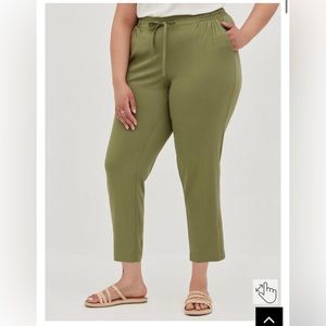 Torrid | Stretch Challis High Rise Tie-Front Pant (Size 3)
